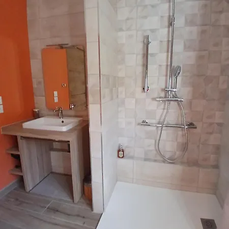 Les Trois Salazes Bed & Breakfast
