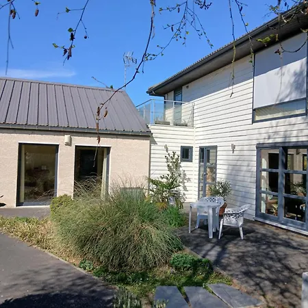 Les Trois Salazes Bed & Breakfast *